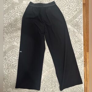 ALO Yoga Suit Up Trouser Black Regular Length - Size Medium - Worn once Like New